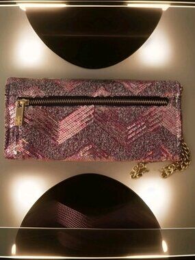 Bandolino Pink Sequin Wristlet with Gold Chain RFID Lining-NWOT